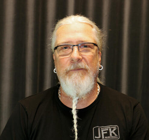 Ulf Korén Montör +46 73 391 30 00